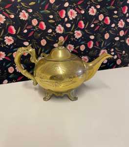 Théières gravées en laiton sur mesure très jolies et attrayantes adaptées aux magasins de thé et de décoration intérieure pour la revente - Product Image 4