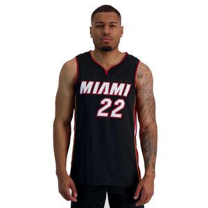 Maillot de basketball personnalisé OEM pour homme, débardeur athlétique sans manches à col en V, noir avec bordures rouges et jaunes, en polyester respirant - Product Image 2