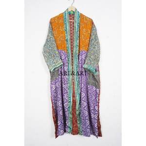 Robe de kimono bohème en soie à manches longues pour femmes élégantes - Vêtement de nuit doux pour la nuit et les soirées - Product Image 4