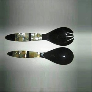 Ustensiles à salade modernes de 11 pouces, en résine écologique de luxe, compatibles lave-vaisselle, pour la maison et la cuisine, fabriqués en Inde - Product Image 1