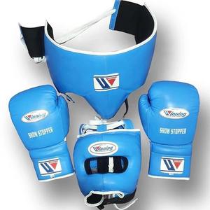 Precio al por mayor: Conjuntos de boxeo ganadores, guantes de boxeo personalizables, protector de cabeza, protector de entrepierna, conjuntos de boxeo de cuero genuino de alta calidad. - Product Image 1