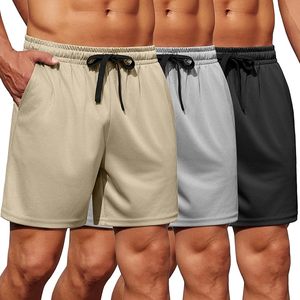 Pantalones cortos de gimnasio ligeros de poliéster 100% para hombre, paquete de 3 pantalones cortos de entrenamiento atlético de estilo informal con bolsillos con cordón de malla de secado rápido - Product Image 5