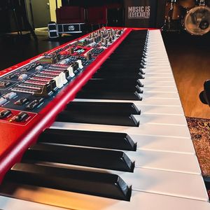 MEJOR OFERTA Piano Digital Nord Stage 4 88 Auténtico y Nuevo con Teclado de Acción de Martillo Contrapesado - Product Image 4