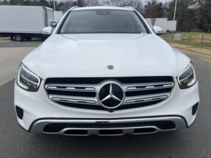 Mercedes-Benz GLC 300 2022 Usado en Buen Estado - Product Image 2