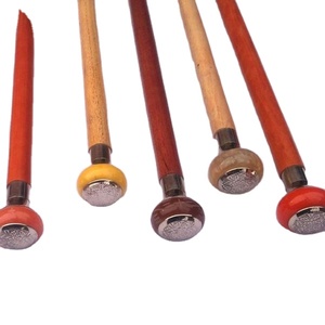 Bastón de Madera Novedoso con Mango Ovalado de Resina |   Bastón de Diseño Artesanal para Hombres Mayores Coleccionistas, Elegante - Product Image 1
