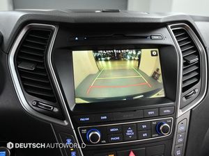 Hyundai Santa Fe 2015 Diésel Automática SUV Espaciosa, Confiable, Eficiente en Combustible, Familiar, de Alto Valor, Usada en Venta - Product Image 4