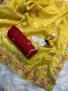 Les séquences de broderie multi-couleurs Heavy Premium Crush C-Pallu fonctionnent avec Zari Coding Work N Cut Work Border Prêt à porter Saree - Product Image 4