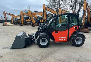 รถยกเทเลสโคปิค Kubota KTH4815-2 สำหรับขาย - Product Image 3