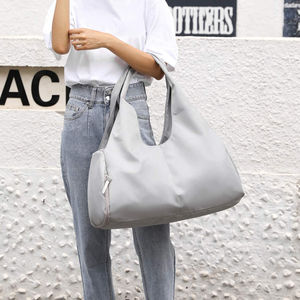 Bolsa de Gimnasio Deportiva con Compartimentos Secos y Húmedos, Compartimento para Zapatos, para Mujeres y Hombres - Product Image 5