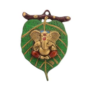 Moderna Decoración de Pared Tradicional con Diseño de Hojas Metálicas de Ganesha, para el Hogar o la Oficina, Arte de Pared Artesanal para Diwali - Product Image 1