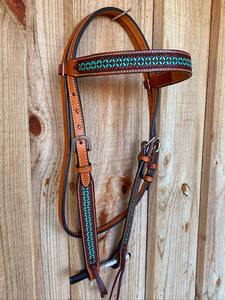 Bridon en cuir occidental artisanal pour courses de chevaux, confortable et durable, avec logo personnalisé et surpiqûres fantaisie, produit équestre - Product Image 2