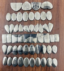 Pirita Dorada Natural de Grado Superior AAA, Par de Cabujones, Piedras Preciosas Sueltas, Tamaño Personalizado, Gemas Trimurti, Certificadas por Terceros, Alta Gama - Product Image 1