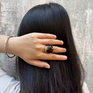 แหวนเขาควายขัดเงา เครื่องประดับงานเลี้ยง สำหรับงานแต่งงาน งานครบรอบ ขายดี สีธรรมชาติ - Product Image 1