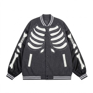 Veste universitaire en coton brodée avec logo personnalisé, vente en gros d'usine OEM, veste d'hiver pour homme en cuir et laine, vintage, à capuche, coupe-vent - Product Image 3