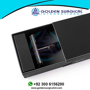 Maquinilla de Afeitar Clásica de Doble Filo, Color Negro, Mango Largo, Apertura de Mariposa, MOQ Bajo - Product Image 2