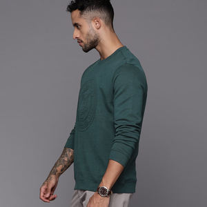 Venta al por mayor personalizable peso pesado francés Terry algodón sudadera 3D en relieve Logo cuello redondo diseño invierno liso teñido sólido - Product Image 4