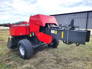 1842S 2024 Massey Ferguson 1842S Empacadora cuadrada pequeña - Product Image 3