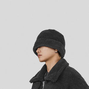 หมวกบีนนี่ปักลายหมวกโลโก้ถักสำหรับฤดูหนาว - Product Image 4