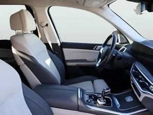 Últimas especificaciones para el BM-W ALPINA_XB7 SUV de lujo usado del 2024, 4.4L V8 Twin-Turbo AWD de alto rendimiento - Product Image 5
