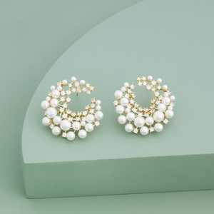 Pendientes de botón vintage de moda 189664 con patrón geométrico de aleación de latón y zinc, chapados en rodio, con circonita, diamante y perla, para fiestas y eventos religiosos. - Product Image 1