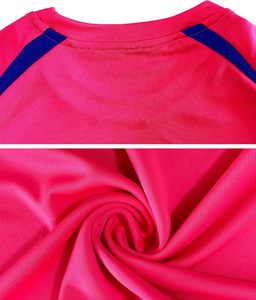 Ensemble de maillots de sport classiques roses pour hommes, 100% polyester, nouvelle arrivée, uniformes de football, logo personnalisé, sublimation - Product Image 3
