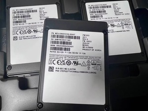 Horng Shing โซลิดสเตทไดรฟ์ใช้ MZILG960HCHQ-00A07 PM1653 SAS 960G SATA 6Gbps SSD - Product Image 2