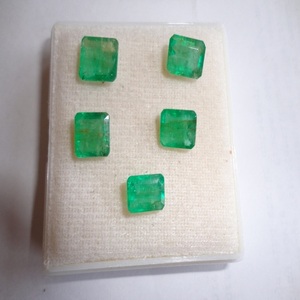 Piedra preciosa suelta verde esmeralda natural de grado AAA accesorio de joyería de alta calidad con certificado IGI - Product Image 4