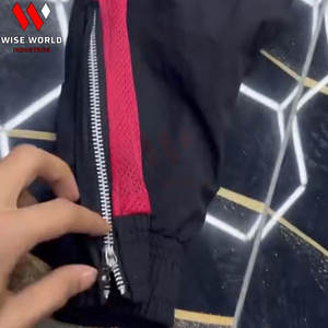 Ensemble de survêtement en coton uni à coupe classique avec logo personnalisé, prix compétitif, vente en gros, design personnalisé, fitness d'hiver, haute qualité, chaud - Product Image 5