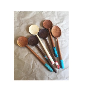 Cuchara de Madera Personalizada al por Mayor, Excelente Calidad para Cenas en Casa, Cuchara de Alta Calidad Hecha a Mano - Product Image 2