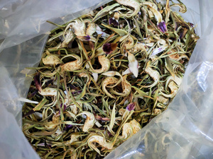 Fleur d'artichaut séchée de qualité supérieure en provenance du Vietnam pour la préparation de délicieuses infusions aux herbes et de soupes nutritives dans les restaurants haut de gamme - Product Image 2