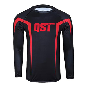 T-shirt Rash Guard unisexe en polyester et élasthanne respirant, imprimé sur mesure, contrôle de l'humidité, protection UV, manches longues, 120g, OEM - Product Image 6