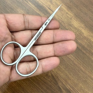 Ciseaux à cuticules pliables en acier inoxydable à lame droite et pointe arrondie de qualité supérieure pour droitiers – Outil de beauté pour les soins des ongles - Product Image 6