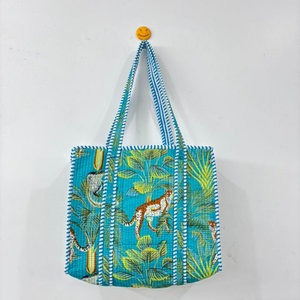 Sacs fourre-tout matelassés en coton imprimé à la main, sacs fourre-tout indiens traditionnels, sacs fourre-tout artisanaux avec impression à la main - Product Image 1