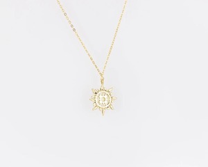 สร้อยคอสำหรับใส่ในงานปาร์ตี้สีน้ำเงินเข้มประดับจี้อัญมณีรูปพระจันทร์เสี้ยวสีทอง18K สร้อยคอโซ่ท้องฟ้า - Product Image 3