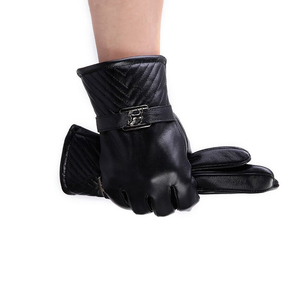 Design personnalisé Mode Hiver Nouveaux Gants En Cuir Chaud Noir Solide Couleur Hommes Gants De Conduite En Cuir - Product Image 3