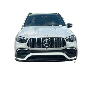 Berline de luxe d'occasion 2024 |   Moteur V8 Turbo |   Automatique à 9 vitesses |   Voiture haut de gamme 4x4 avec intérieur en cuir foncé - Product Image 4