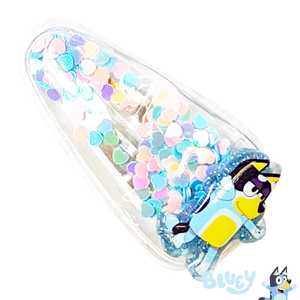 กิ๊บติดผมลิขสิทธิ์แท้จากโรงงาน ชุด 6 ชิ้น ลายบลูอี้สุดน่ารัก สำหรับเด็กผู้หญิง พร้อมจี้ตัวการ์ตูนบลูอี้สุดโปรด และคอนเฟตติวิเศษ - Product Image 1