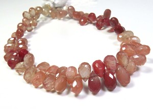 Cuentas de Labradorita Andesina Roja Natural de Alta Calidad, Corte Facetado en Forma de Lágrima, 8 Pulgadas, Piedras Preciosas Sueltas - Product Image 2