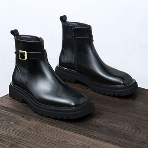 Bottines mi-mollet en cuir givré tendance avec boucle et design léger pour l'hiver et les soirées - Product Image 3