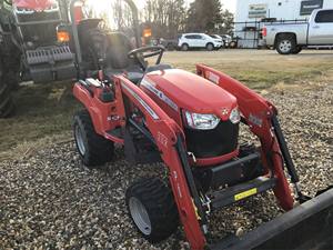 รถแทรกเตอร์ขนาดเล็ก Massey Ferguson GC1723E ปี 2020 พร้อมที่ตักมือสอง - Product Image 5