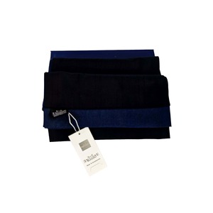 Écharpe et châle en laine double face avec logo personnalisé, corset long en cuir PU noir, boîte cadeau en soie, polyester et acrylique - Product Image 5
