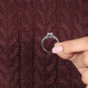 Anillo de diamante natural de corte princesa de lujo de la mejor calidad, nupcial clásico para mujer, chapado en oro de 14 quilates, certificado IGI - Product Image 6