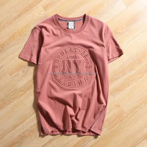 เสื้อยืดคอกลมผู้ชาย ลายปั๊มนูน 3 มิติ ปรับแต่งได้ 100% ผ้าฝ้าย สตรีทแวร์ พิมพ์ลายพัฟฟ์ แห้งเร็ว ระบายอากาศได้ดี ทรงหลวม แขนสั้น - Product Image 1