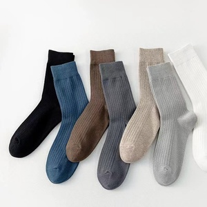 Wholesale 2025 Colorful Fashion Casual Athletic <b>Socks</b> Top Selling Premium Quality Casual <b>Socks</b> For Online Sale - Product Image 2
