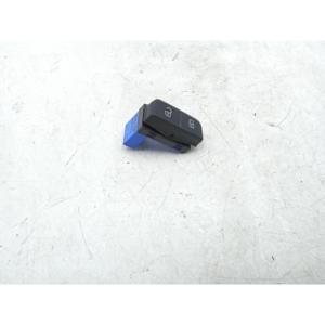 Bouton de verrouillage de porte VOLKSWAGEN Up Series (122) (16>) 1S0962125AIGI - Product Image 3