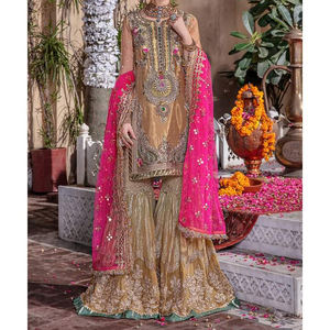 Robe de mariée tendance 2025, costume de mariée élégant, qualité supérieure, lourd, fait main, pour les mariées indiennes et pakistanaises - Product Image 1