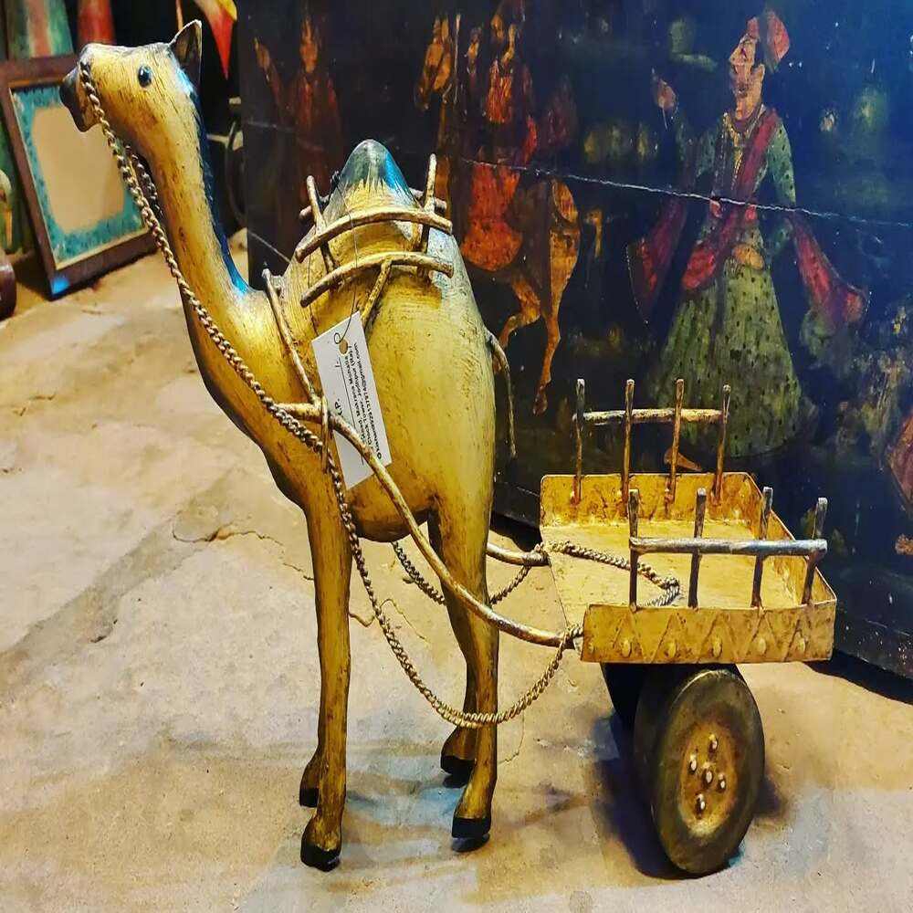 สีดำสีกากี