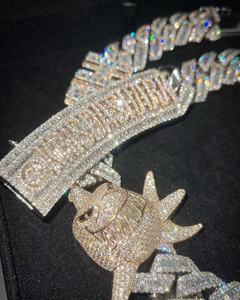 Pendentif Moissanite Unisexe en Argent Sterling 925, Baguette Hip Hop Coupe Canal, Plaqué Or Massif 10K, Deux Tons Glacé VVS pour - Product Image 1