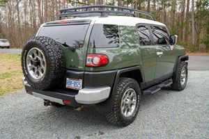 Voitures d'occasion en excellent état, très demandées, 2013 FJ Cruiser - Product Image 5