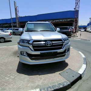 2020 pour Toyota LandCruiser G X.R V6 AWD avec sièges en cuir - Product Image 1